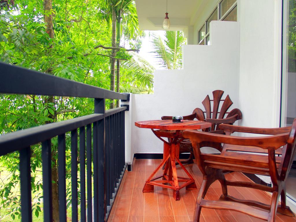 Hotel Sun Rest Mirissa Banduramulla Exterior foto